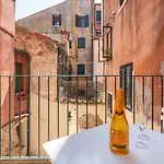 Maison Valentina *
